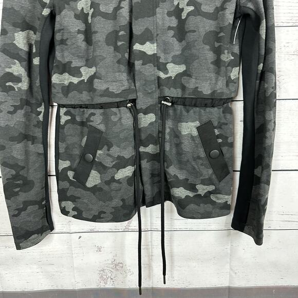 CAbi 3911 Jacket Womens Small Black Camo ATC Cinch Drawstring Waist Full Zip - Picture 3 of 12